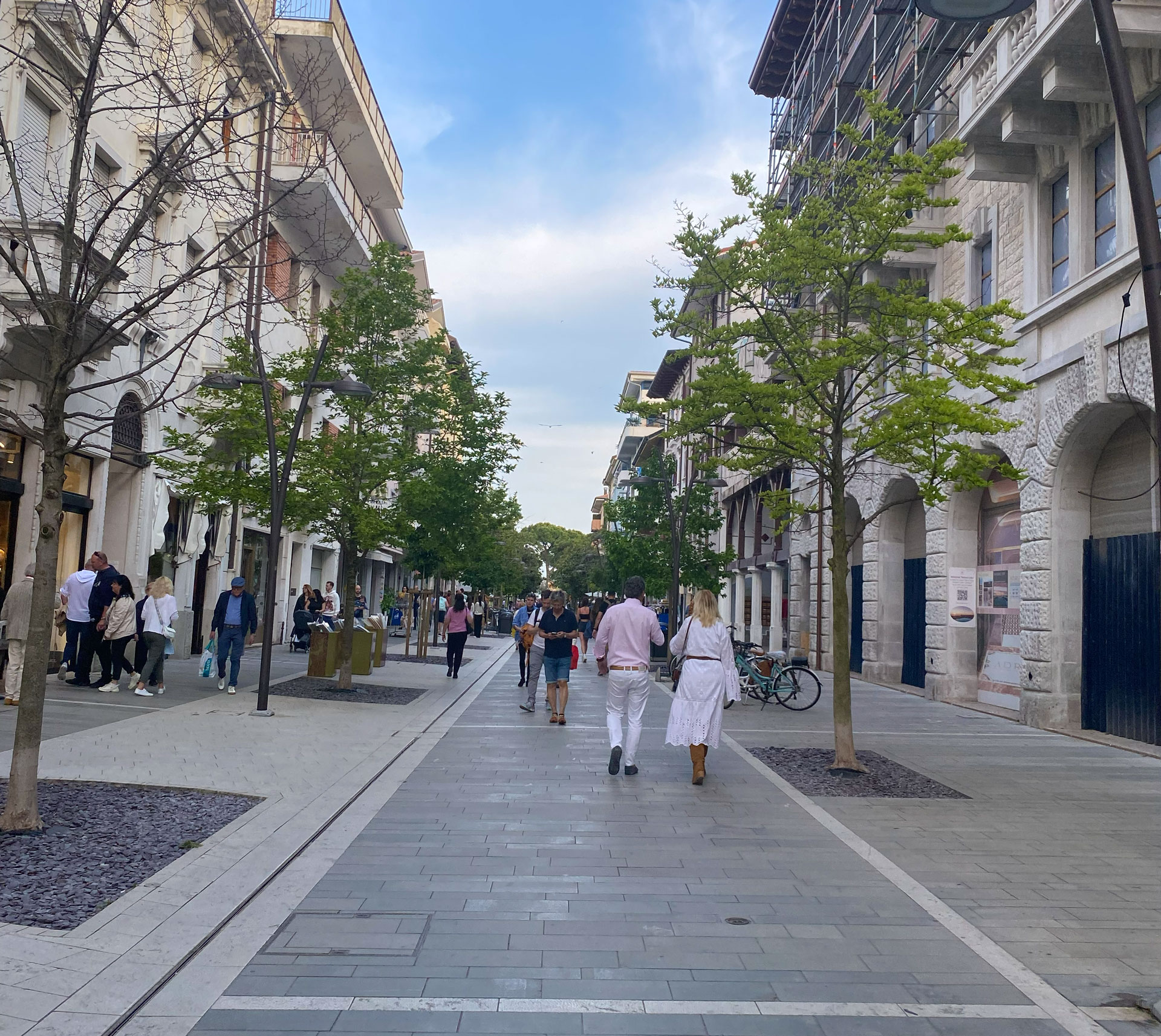 Fußgängerzone und Altstadt von Grado als Landgang beim Tagesausflug.