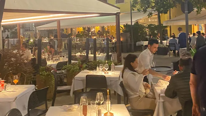 Dinner unter freiem Himmel